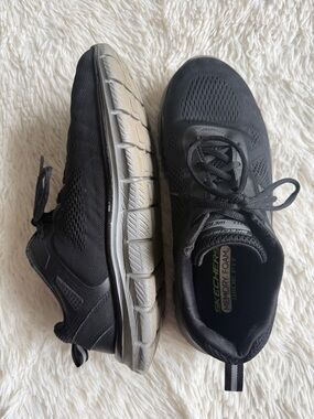 Skechers Men's Black and Gray Athletic Memory Foam Sneakers in Wide Fit